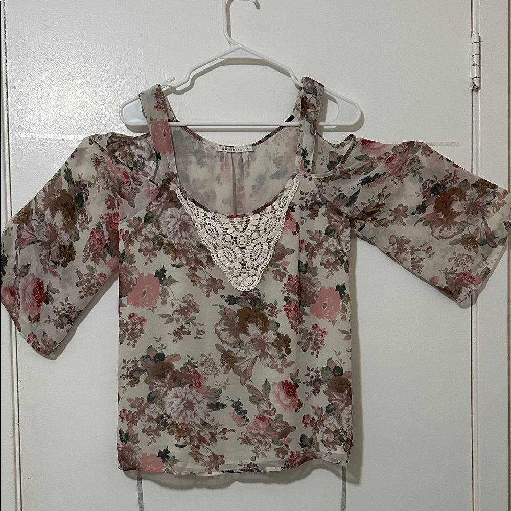 Daniel Rainn Pink Floral Lace Blouse